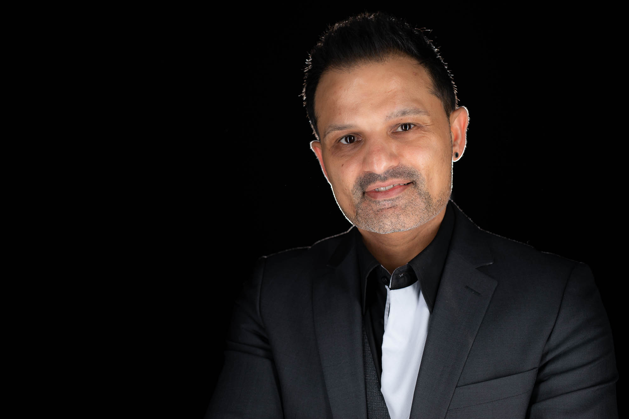 Export x3 Headshot  06489 Dez 01 2019 Headshots 2019  Miro Nicole Nadine